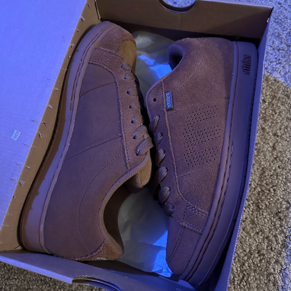 Etnies Skate Shoes